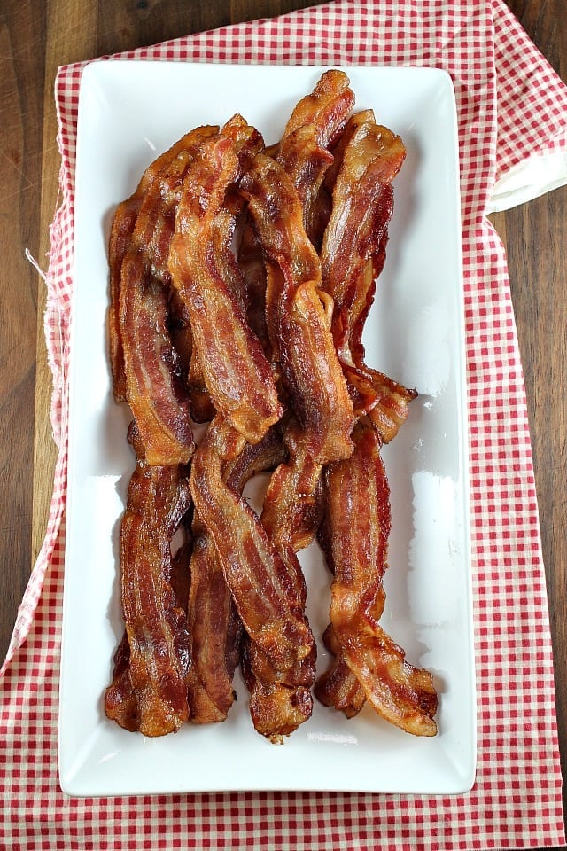 How to Cook Bacon in the Oven {VIDEO} - Miss in the Kitchen