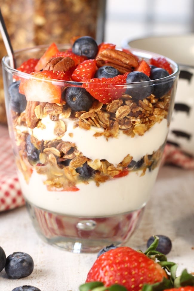 Easy Homemade Granola - Miss in the Kitchen