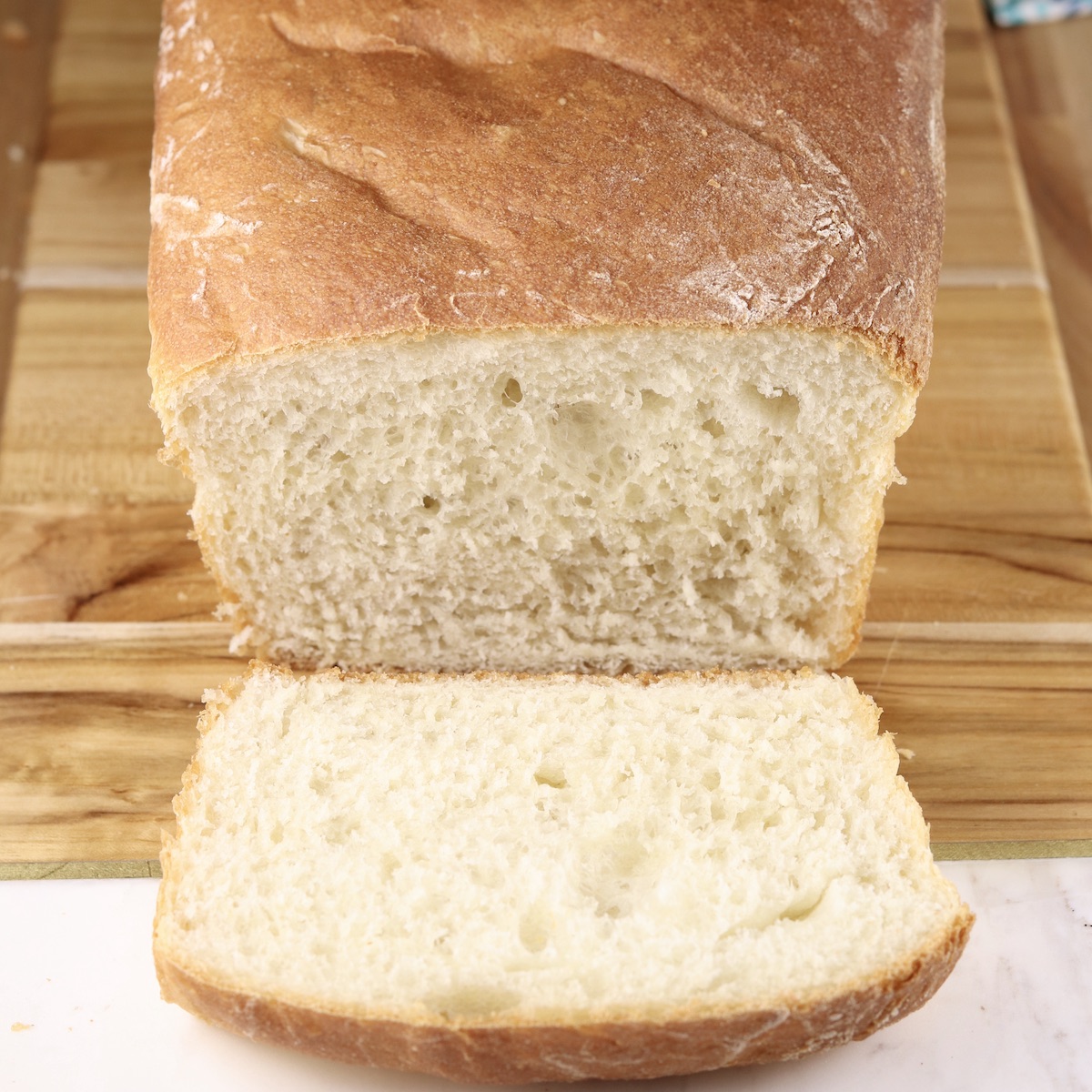 Amish White Bread {Easy Recipe} - Miss in the Kitchen