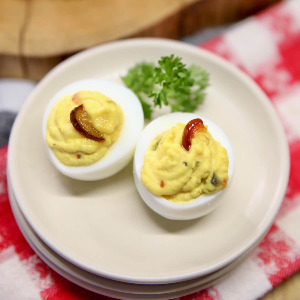 https://www.missinthekitchen.com/wp-content/uploads/2023/04/Jalapeno-Deviled-Eggs-Recipe-photo-F.jpg