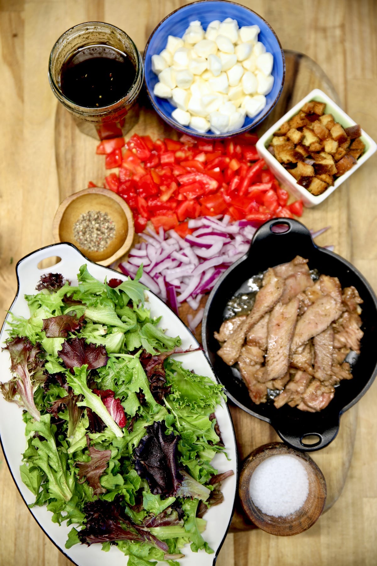 Ingredients for steak salad.