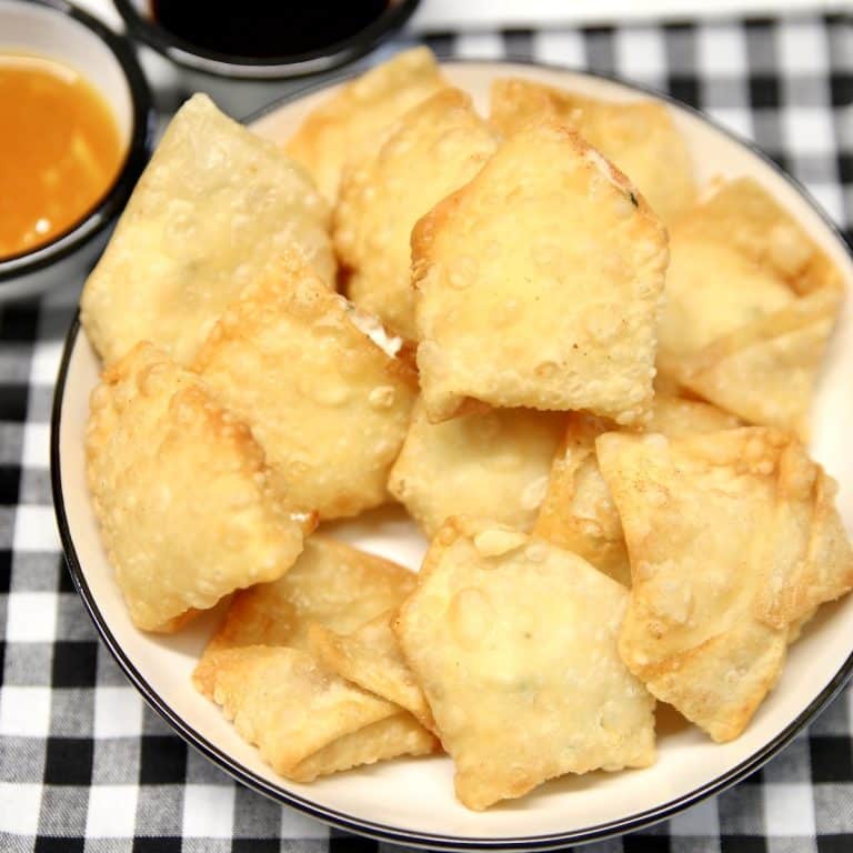 PIate of shrimp rangoons.